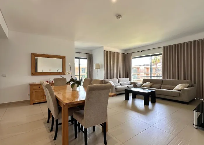 Cavalo Prеto 200m To The アパート